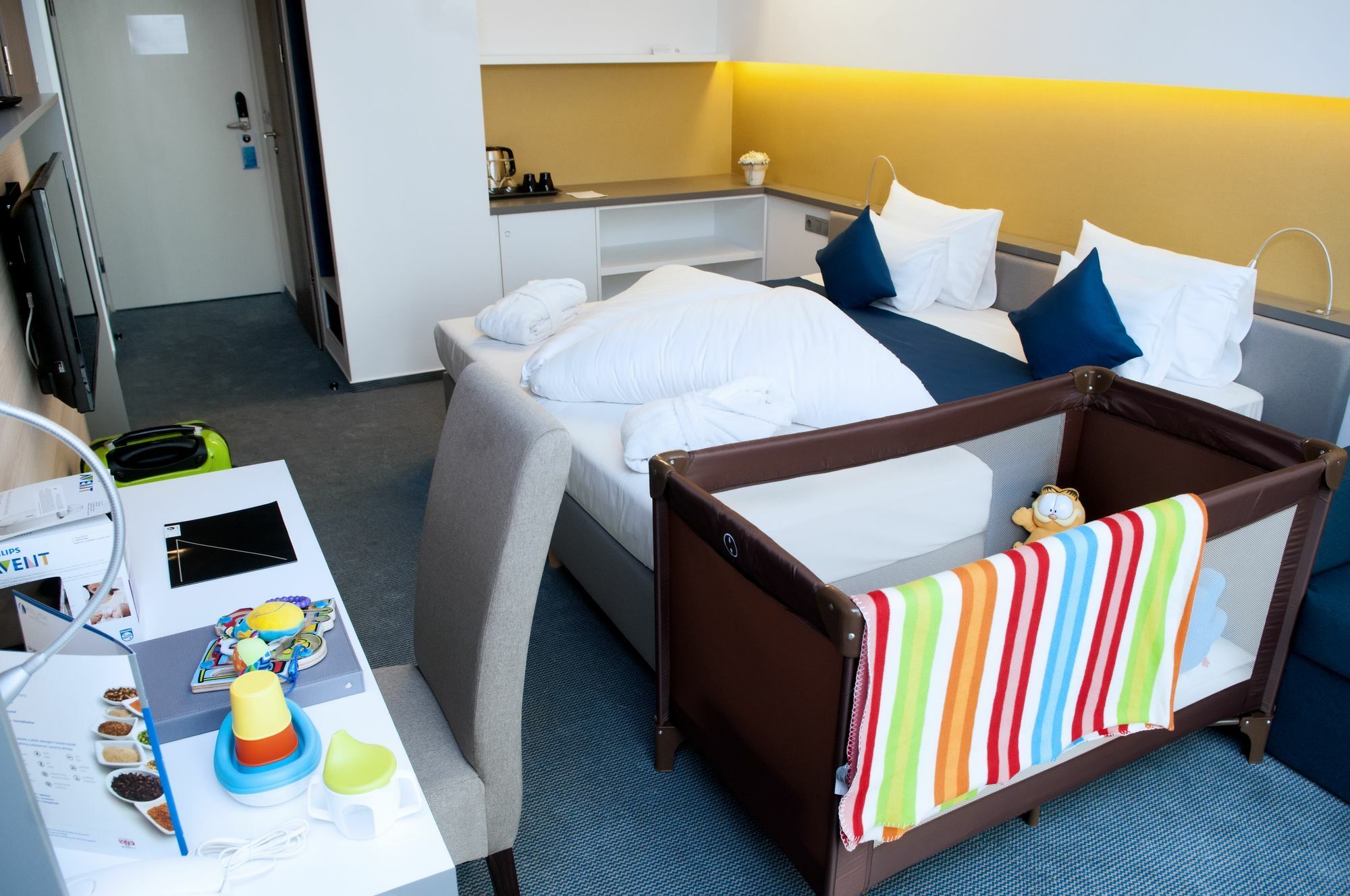 Hotel Yacht Wellness & Business Siofok Bagian luar foto